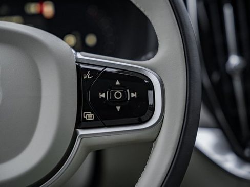 New 2026 Volvo XC90 B6 Ultra w/ Protection Package Premier image 28