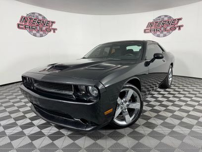 Used 2014 Dodge Challenger SXT