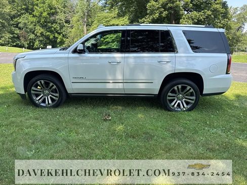 Used 2019 GMC Yukon Denali w/ Denali Ultimate Package image 2