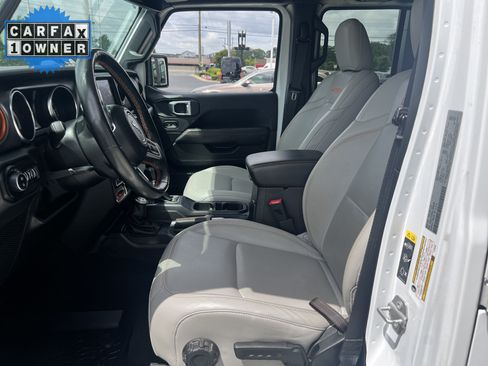 Used 2020 Jeep Gladiator Mojave AWD/4WD image 16