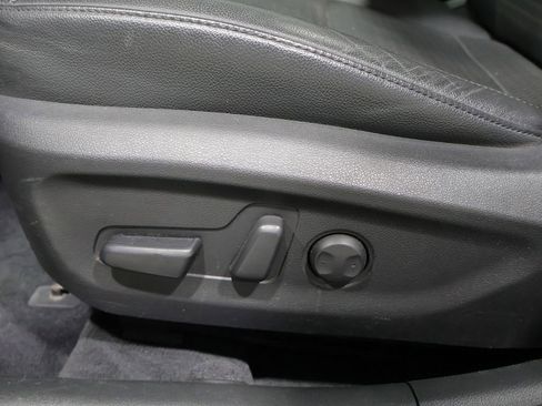 Used 2017 Hyundai Elantra Limited w/ Limited Ultimate Package 05 FWD image 13