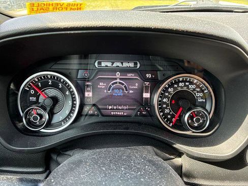 Used 2021 RAM 1500 Big Horn RWD image 15