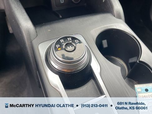 Used 2020 Ford Escape Titanium image 10