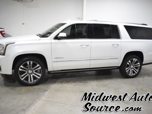 Used 2019 GMC Yukon XL Denali w/ Denali Ultimate Package image 2