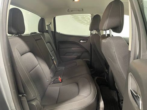 Used 2022 Chevrolet Colorado LT AWD/4WD image 21