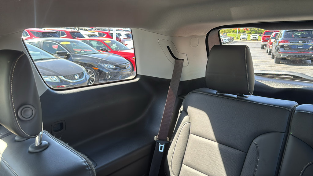 Used 2019 GMC Acadia SLT AWD/4WD image 28