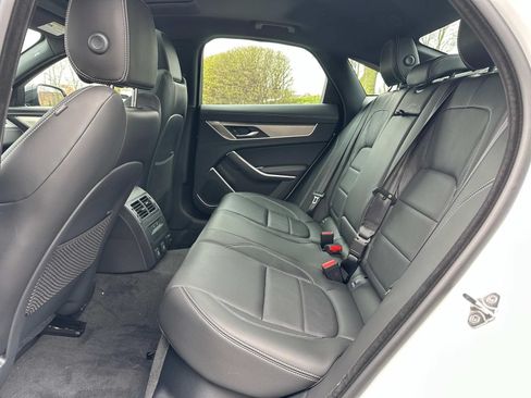 Used 2024 Jaguar XF R-Dynamic SE AWD/4WD image 19