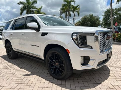 Used 2023 GMC Yukon Denali AWD/4WD image 1