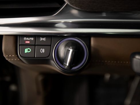 Certified 2023 Porsche Panamera Turbo S image 30