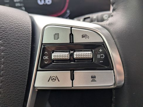 Certified 2025 Kia Telluride LX image 29