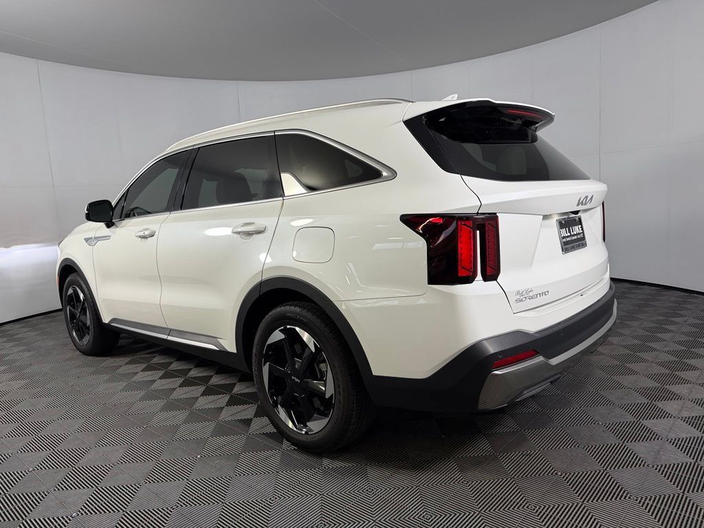 Used 2025 Kia Sorento EX AWD/4WD image 5