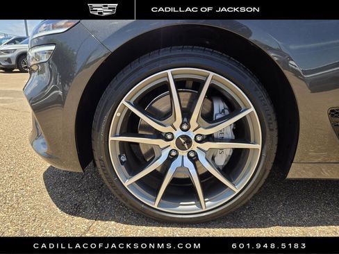 Used 2025 Genesis G70 2.5T RWD image 28