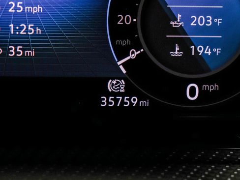 Used 2022 Volkswagen Golf R AWD/4WD image 23