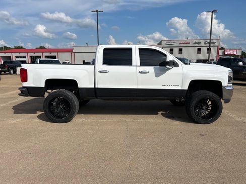 Used 2016 Chevrolet Silverado 1500 LTZ w/ Sport Package AWD/4WD image 6
