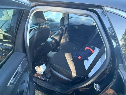 Used 2023 Ford Edge SEL AWD/4WD image 6