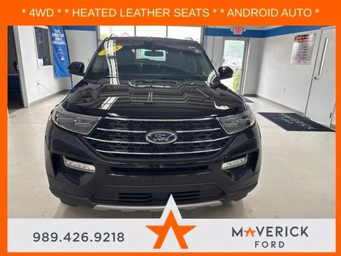 Used 2023 Ford Explorer XLT w/ Equipment Group 202A AWD/4WD image 2