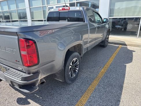 Used 2021 Chevrolet Colorado Z71 w/ Safety Package AWD/4WD image 4