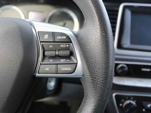 Used 2018 Hyundai Sonata SE image 17