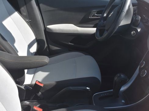 Used 2019 Chevrolet Trax LS w/ Tint and Cruise Package image 4