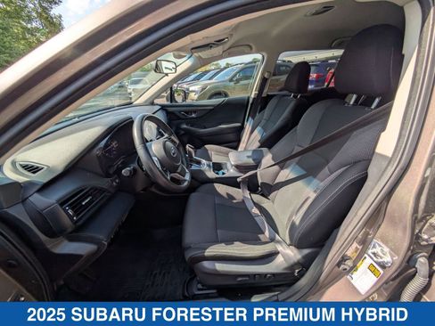Certified 2025 Subaru Forester Premium AWD/4WD image 19