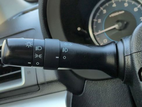 Used 2016 Subaru Crosstrek 2.0i Premium image 27