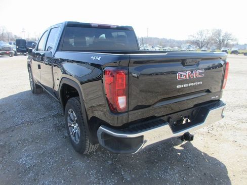 New 2026 GMC Sierra 1500 SLE w/ Max Trailering Package AWD/4WD image 9