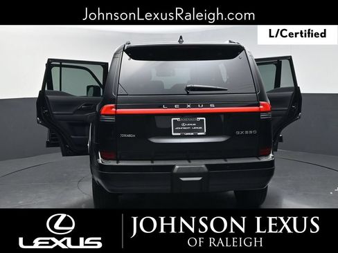 Used 2024 Lexus GX 550 w/ Accessory Package (Z1) AWD/4WD image 35