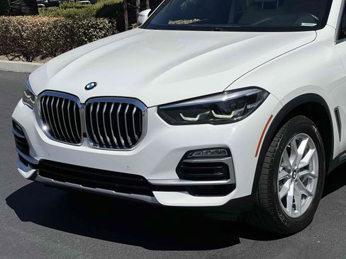 Used 2019 BMW X5 xDrive40i w/ Convenience Package AWD/4WD image 70