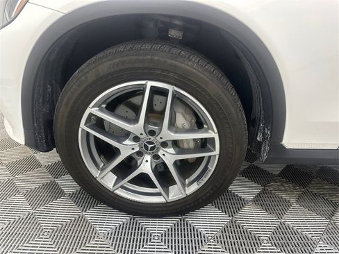Used 2019 Mercedes-Benz GLC 300 GLC 300 w/ AMG Line image 12