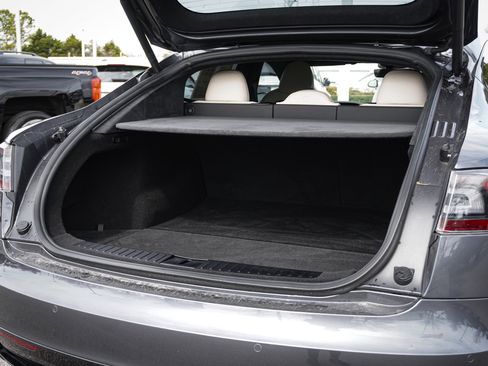 Used 2021 Tesla Model S Plaid image 29