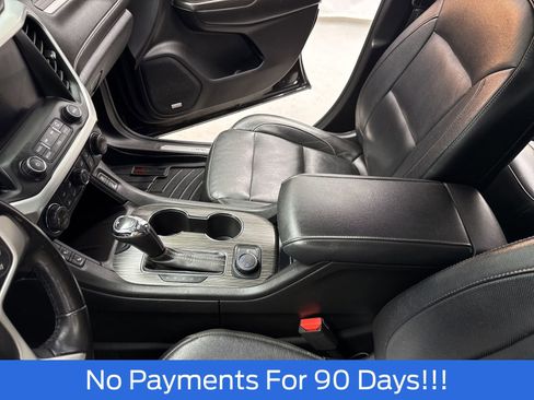 Used 2019 GMC Acadia SLT image 21