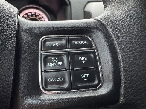 Used 2018 RAM 1500 Express image 14