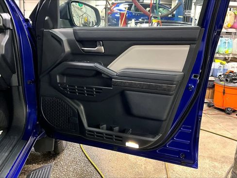 Used 2024 Toyota Tacoma Limited image 19