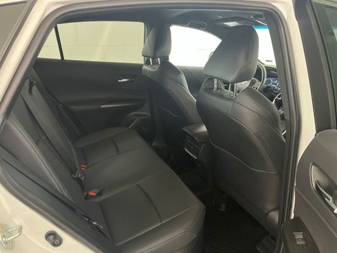 Used 2024 Toyota Venza Limited AWD/4WD image 24