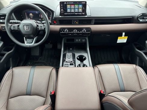 New 2025 Honda Pilot Elite image 12