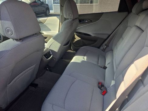 Used 2021 Chevrolet Malibu LT image 12
