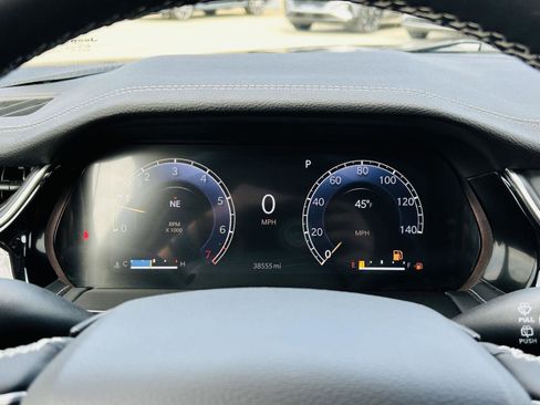 Used 2023 Jeep Grand Cherokee L Limited w/ Luxury Tech Group II image 23