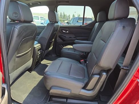 Used 2023 Chevrolet Traverse High Country AWD/4WD image 31