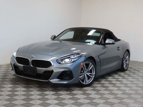 Used 2025 BMW Z4 sDrive30i image 1