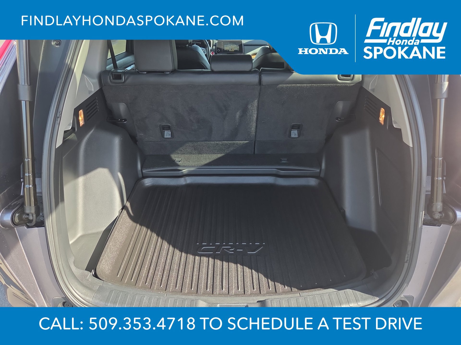 Used 2018 Honda CR-V Touring image 11
