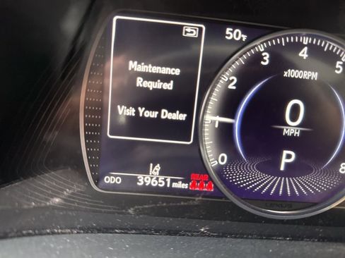 Used 2023 Lexus ES 350 w/ Premium Package image 18