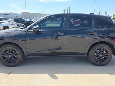 Used 2026 Honda HR-V Sport image 2