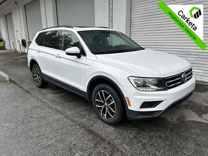 Used 2021 Volkswagen Tiguan SE w/ Panoramic Sunroof Package