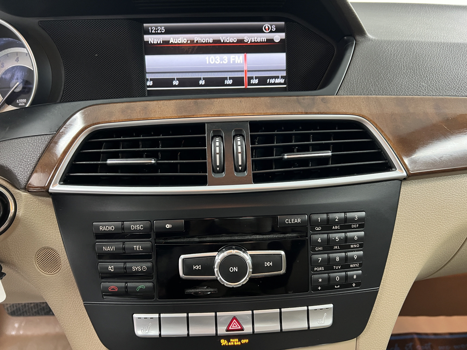 Used 2013 Mercedes-Benz C 300 4MATIC Sedan image 16
