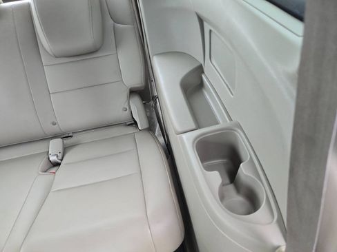 Used 2012 Honda Odyssey EX-L image 27