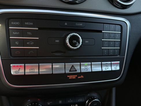 Used 2020 Mercedes-Benz GLA 250 GLA 250 image 11