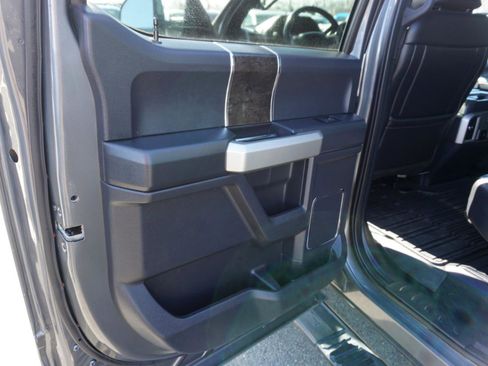 Used 2022 Ford F350 Lariat image 15