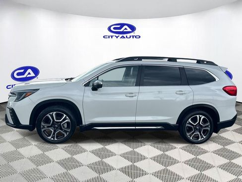 Used 2023 Subaru Ascent Limited w/ Technology Package AWD/4WD image 7