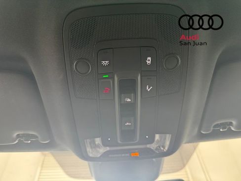 Used 2025 Audi Q3 2.0T Premium w/ Convenience Package image 17