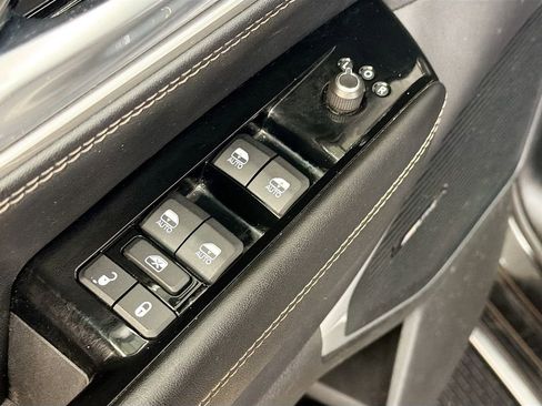 Used 2024 Jeep Wagoneer Series II image 19